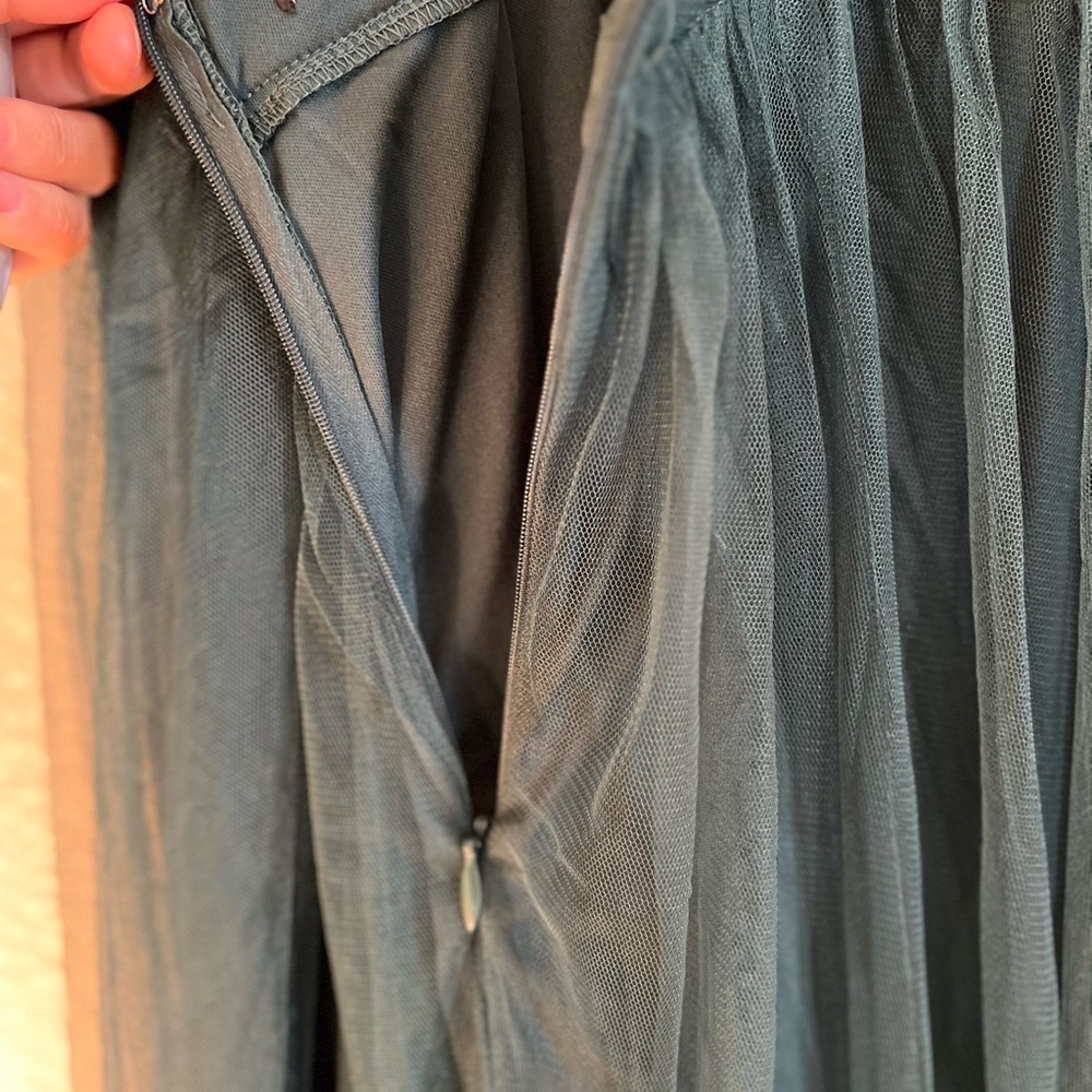 NWOT Lulus Rare Beauty Hunter Green Tulle Backless Maxi Dress - Picture 7 of 8